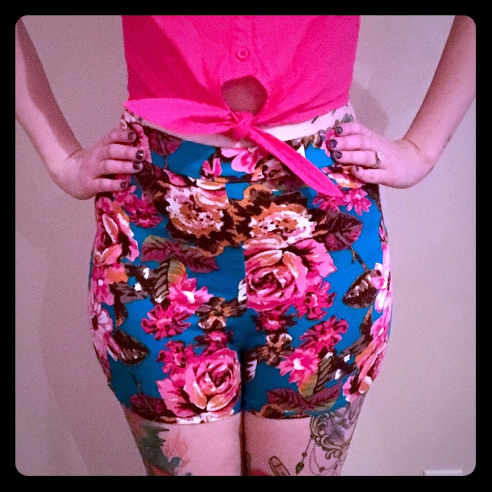 Tropical high waisted shorts